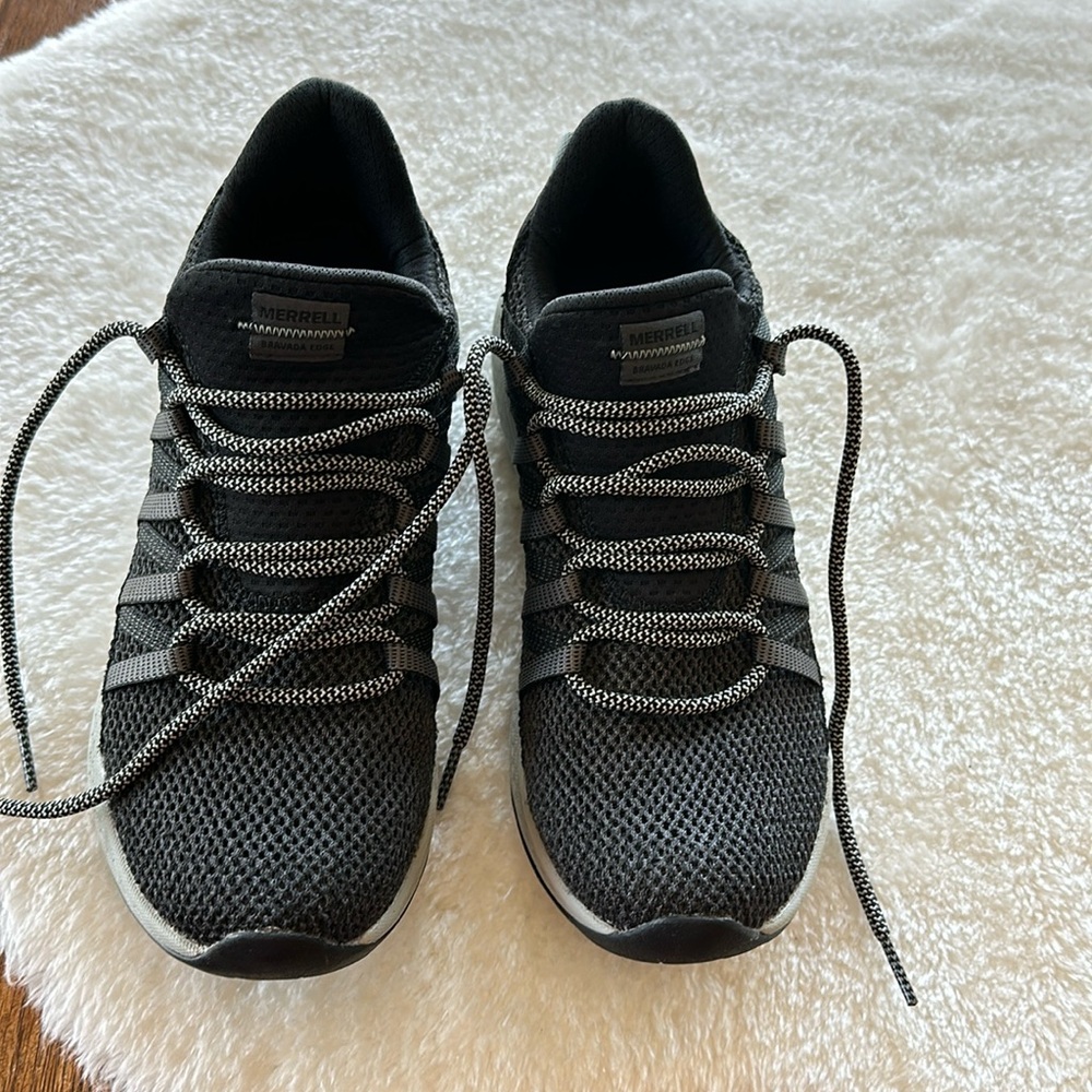 Merrel quantum grip shoes